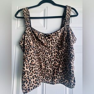 Leopard baby doll crop top ,size L, light lace detailing.
